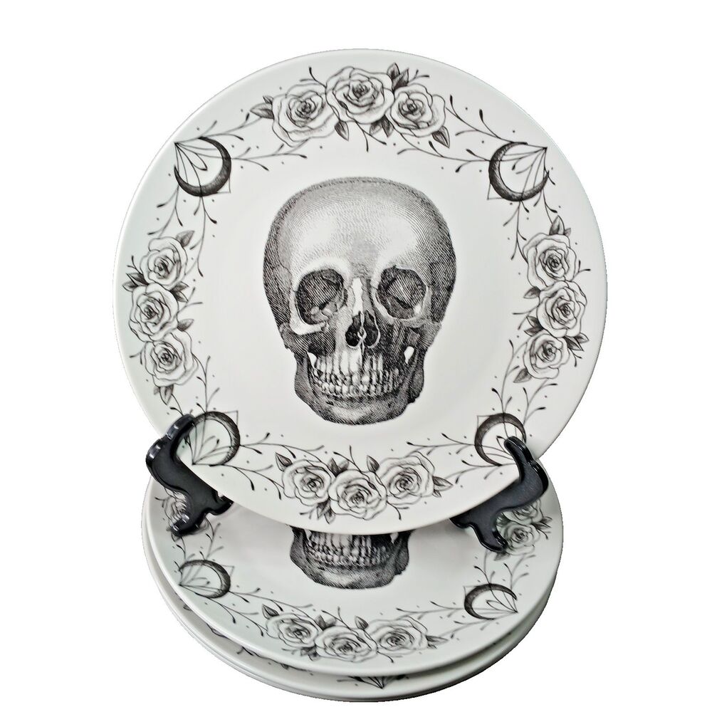 Harvest Green Studio Skull 4 Dinner Plates Halloween Gothic Porcelain England